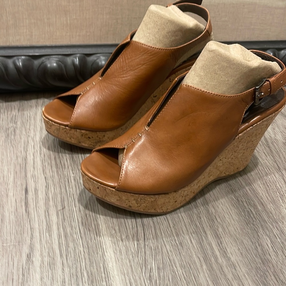 Gorgeous leather made in Italy wedges